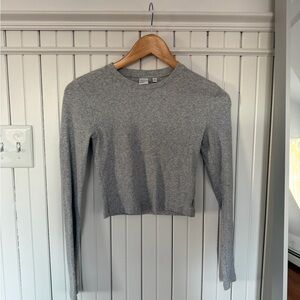 Aritzia TNA Long Sleeve Crop Top